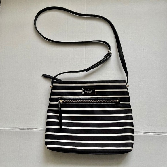 kate spade Handbags - Kate Spade New York Classic Crossbody Nylon Stripe